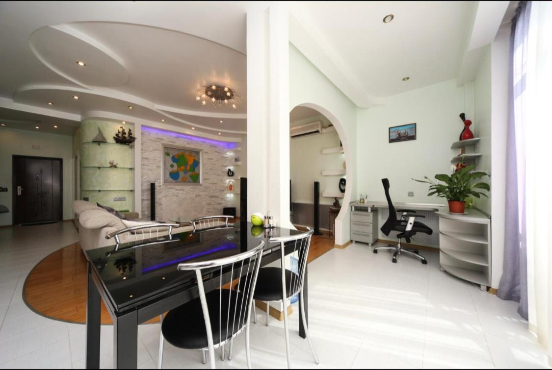 Apartmán "Нова Аркадія", Вид Моря Та Міста Oděsa Exteriér fotografie
